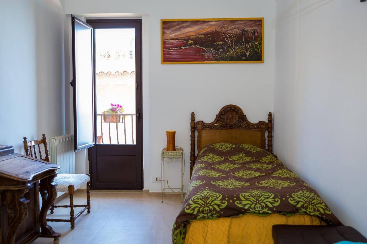 B&B La Casa Gialla Taormina Exterior photo